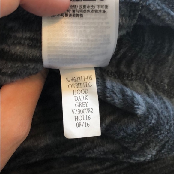 GapFit Orbital Fleece Hoodie - Picture 6 of 6